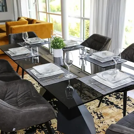 Regensburgs Grandioses Appartement